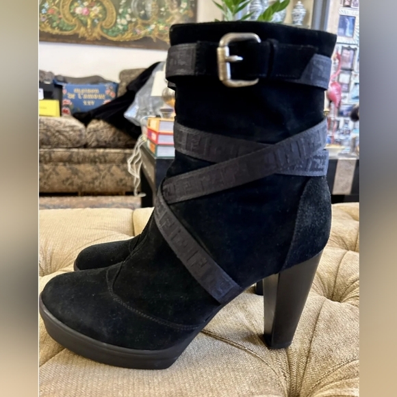 FENDI Brown Strap Boots - Picture 10 of 16